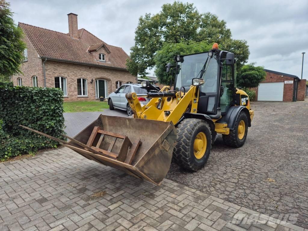 CAT 906 H Utovarivači na točkove