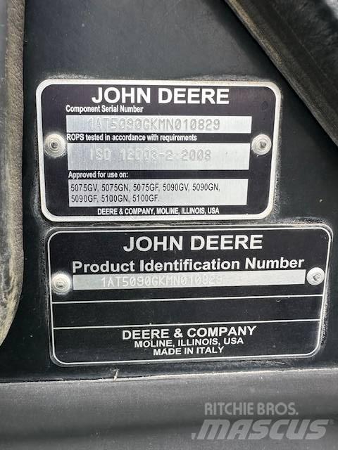 John Deere 5090 GN Traktori