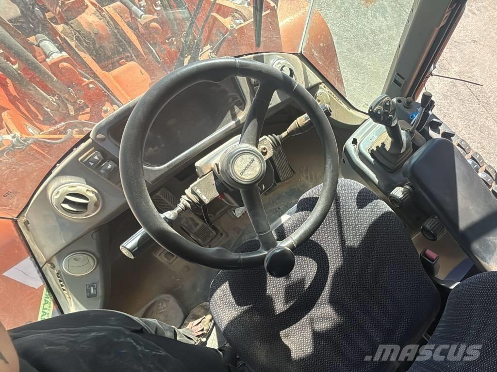Doosan DL 250-3 Utovarivači na točkove