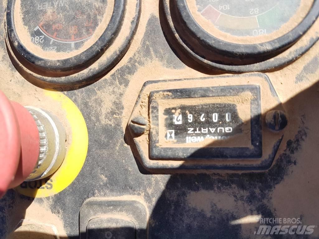 Volvo PT 125 Gumeni valjci na točkovima