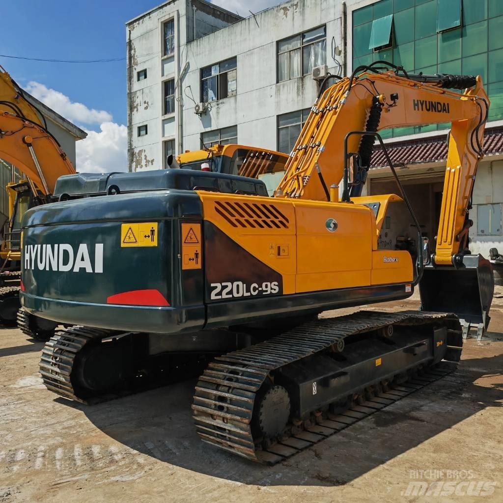 Hyundai R220LC-9S Bageri guseničari