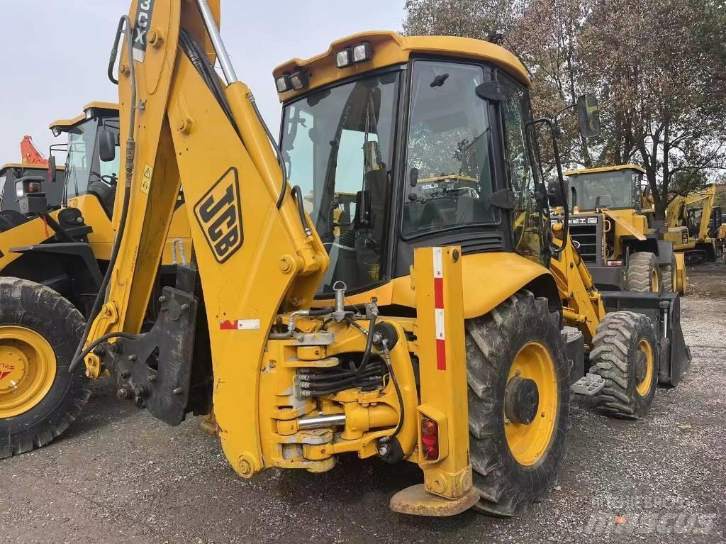 JCB 3CX Utovarivači na točkove