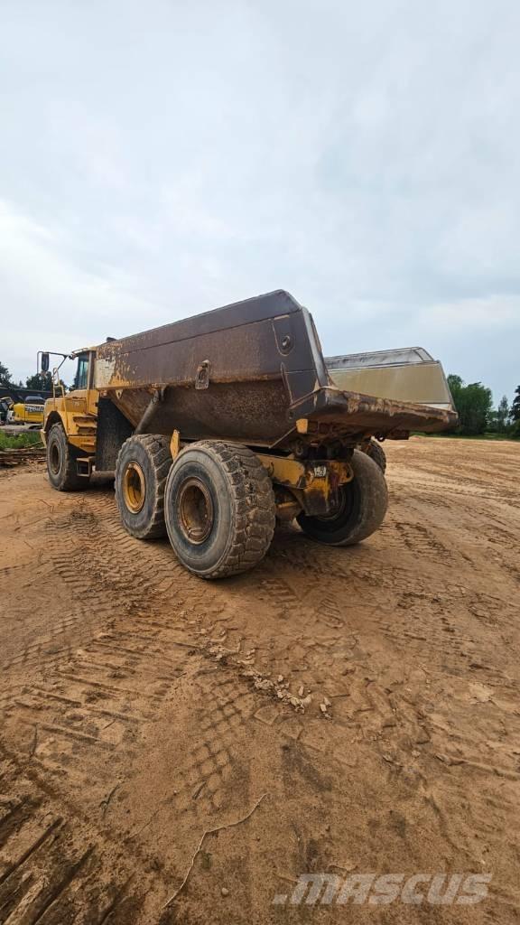 Volvo A 25 D Zglobni damperi
