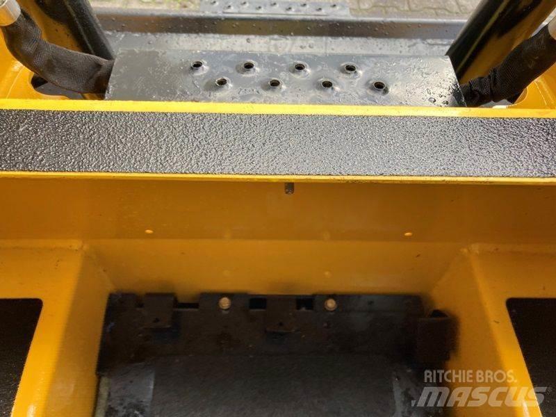 Gehl RT105 Skid steer mini utovarivači