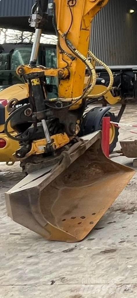 JCB JS 145 W Bageri točkaši
