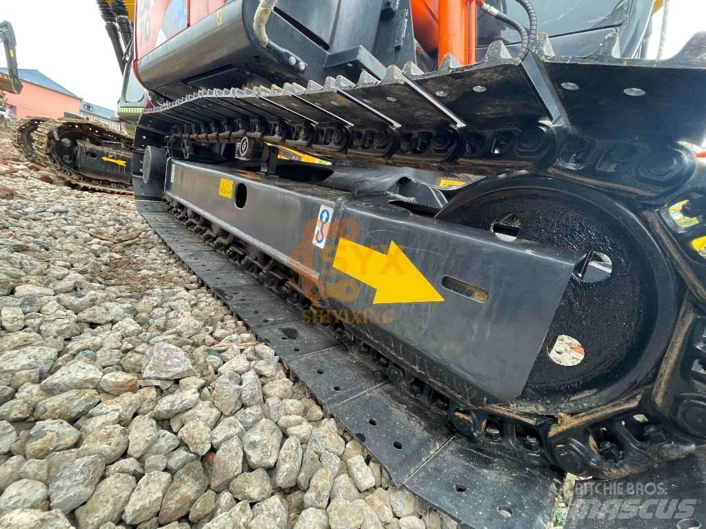 Hitachi ZX 70 Midi bageri 7t – 12t