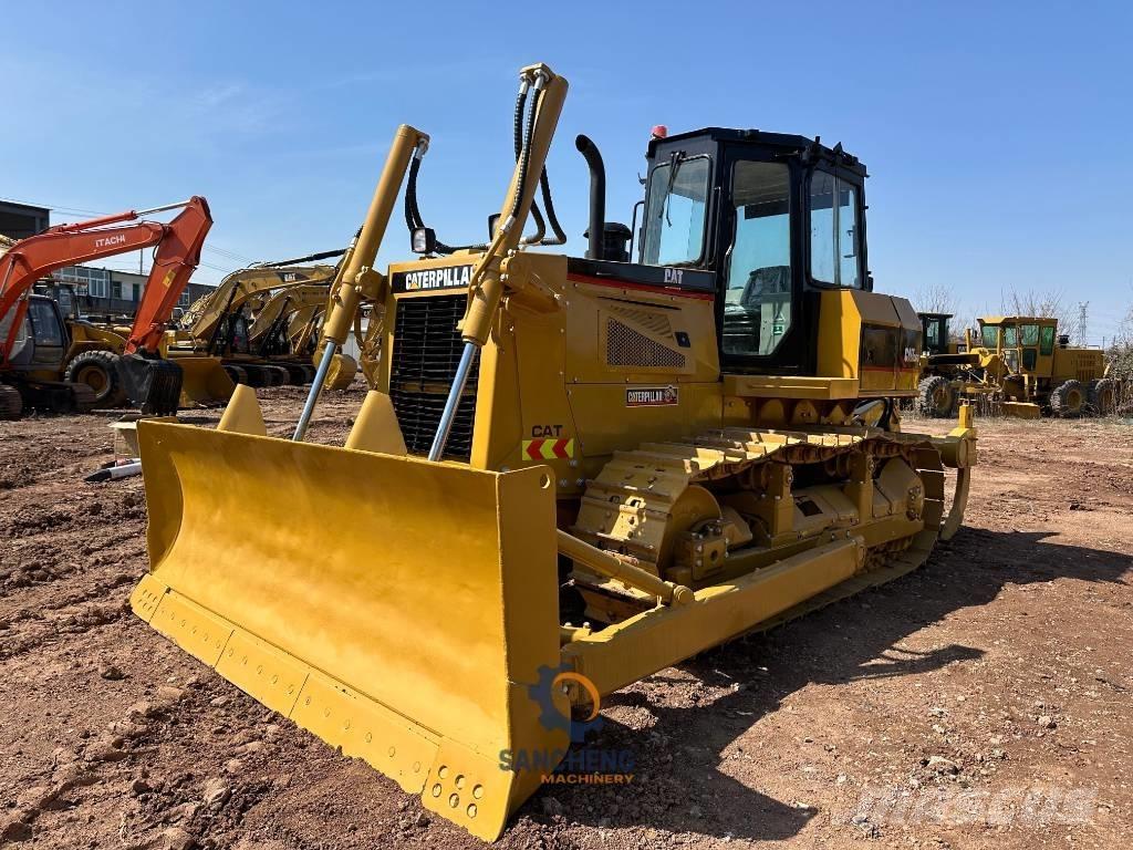 CAT D 6 G Buldožeri guseničari