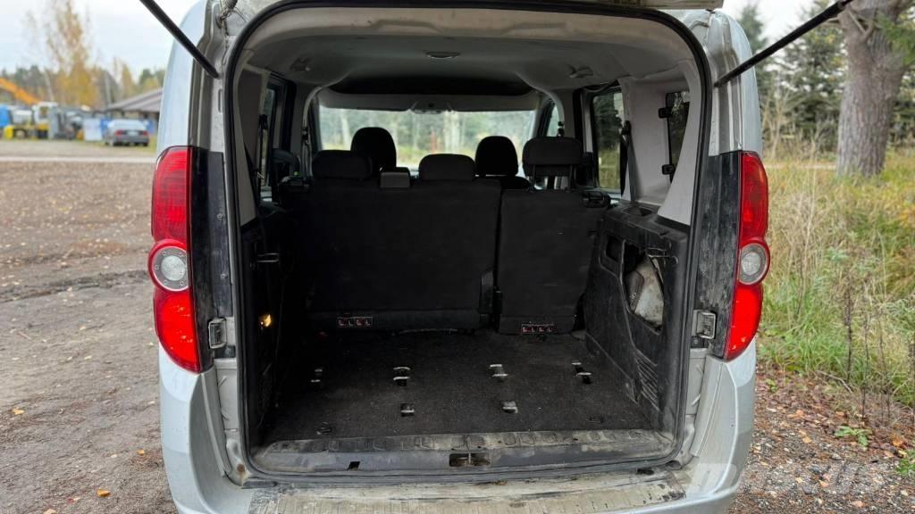 Opel Combo Automobili