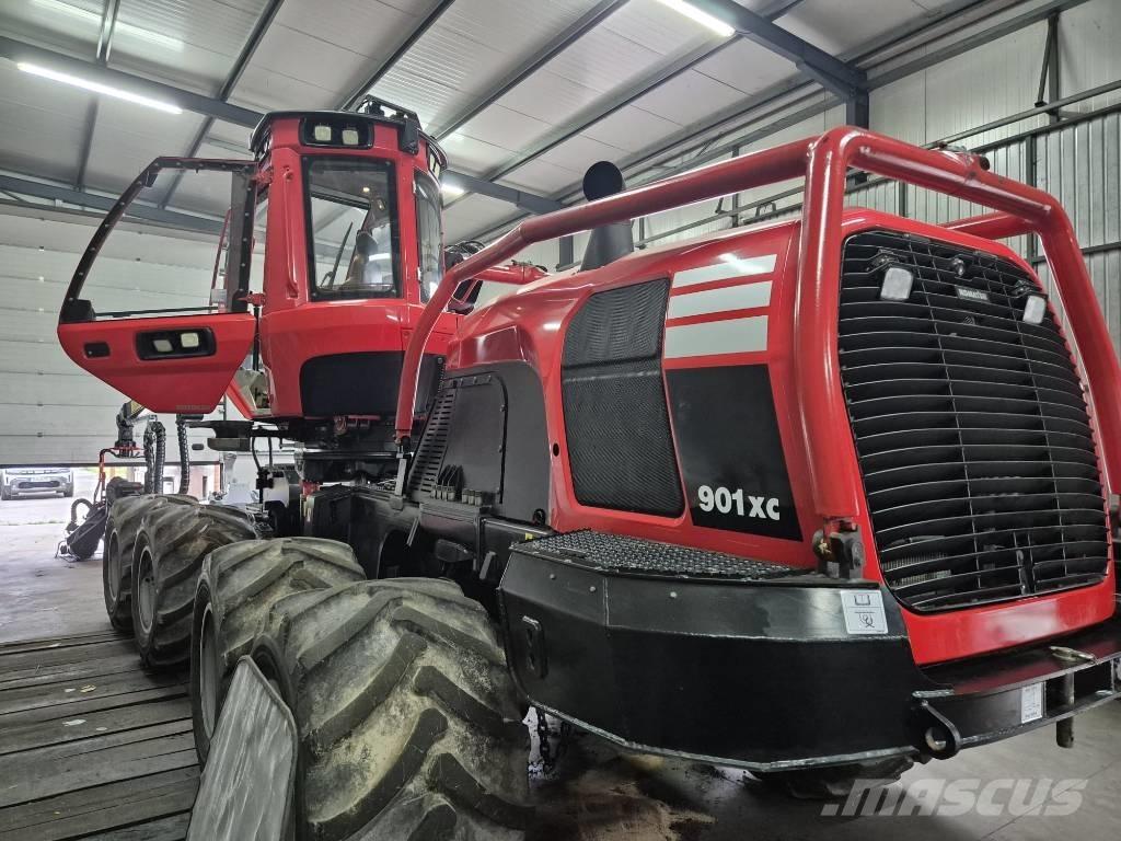 Komatsu 901 XC Harversteri