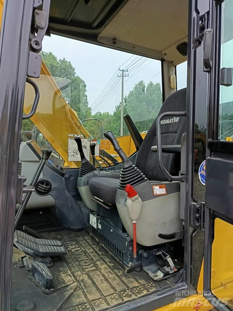 Komatsu PC 70 Bageri guseničari
