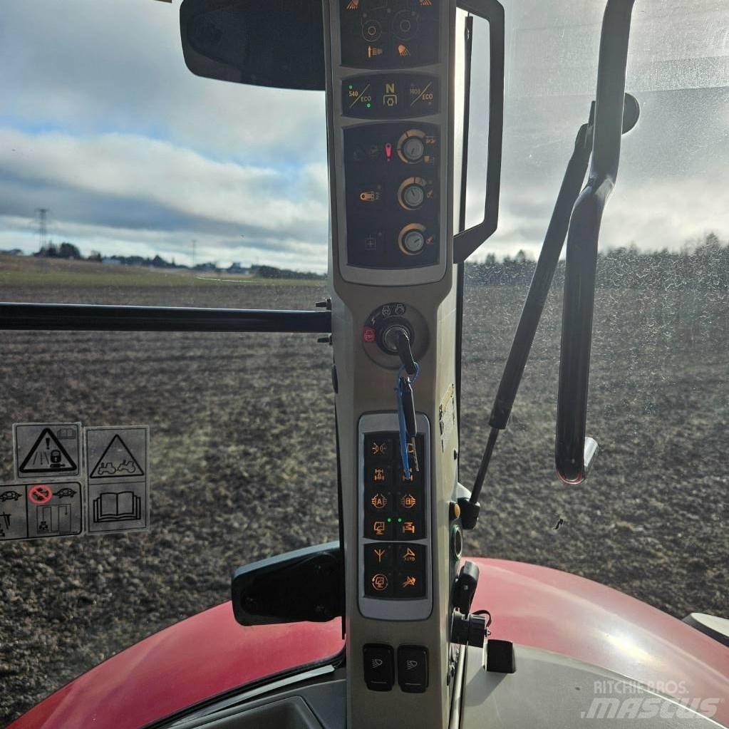 Massey Ferguson 8737 Traktori