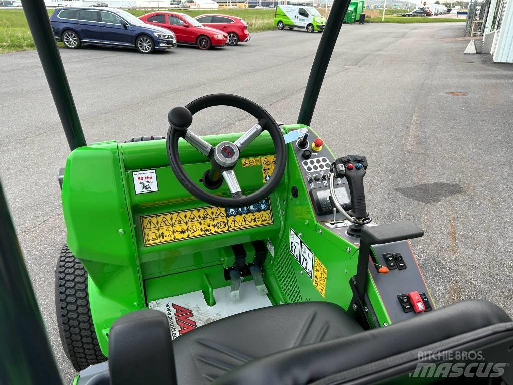 Avant E 527 Skid steer mini utovarivači