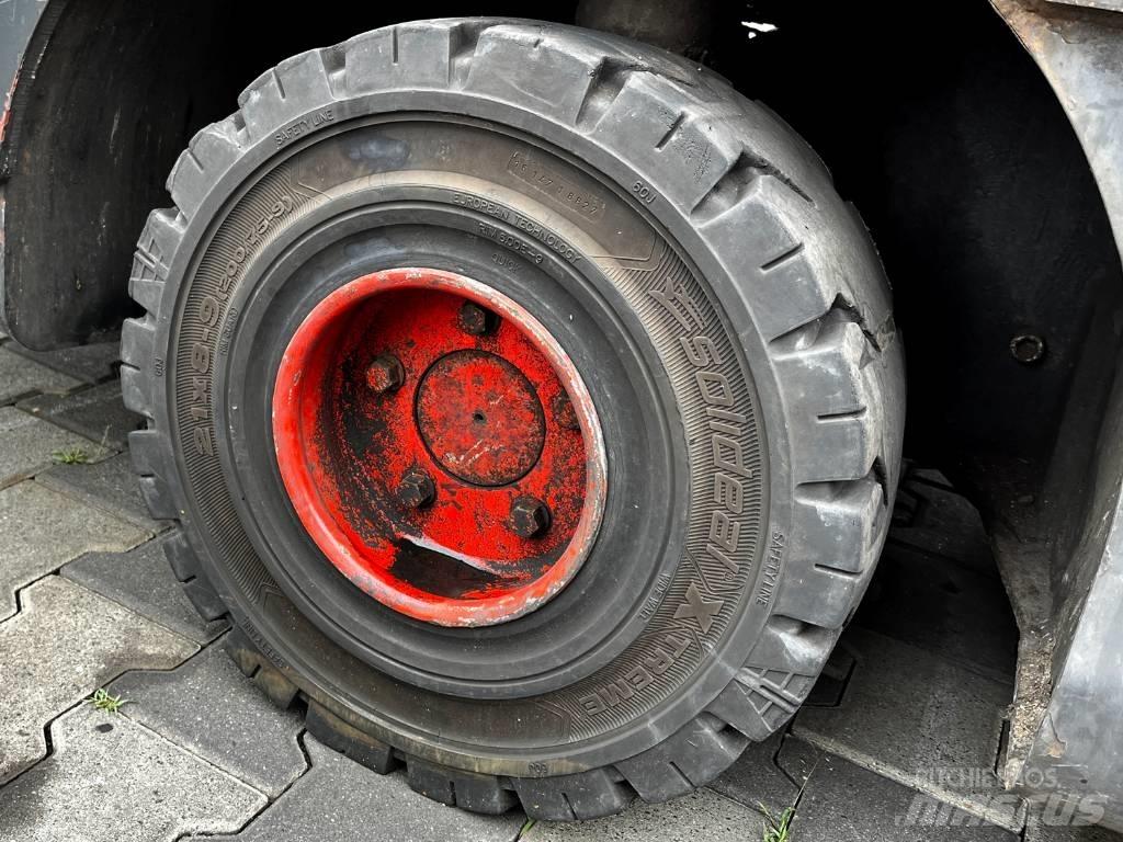 Linde P 250 Tegljači