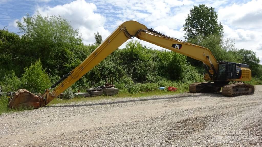 CAT 352 F Long Reach Bageri guseničari
