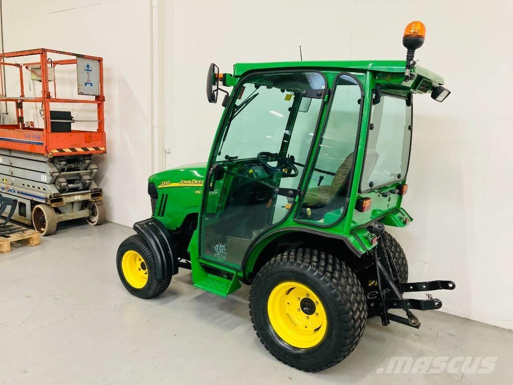 John Deere 2320 Manji traktori