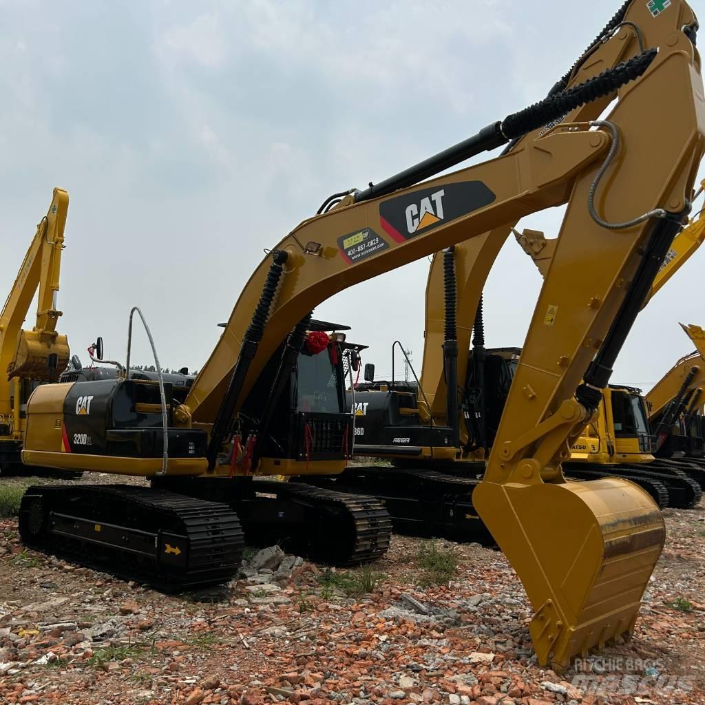 CAT 320D2L Bageri guseničari