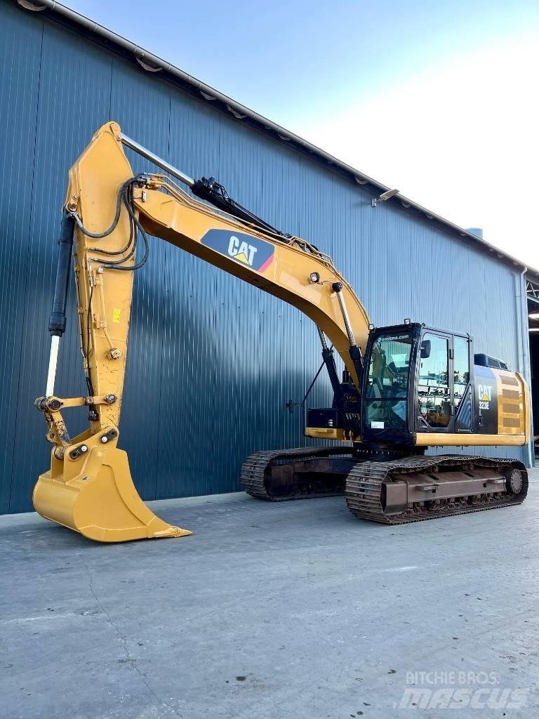 CAT 323E L Bageri guseničari