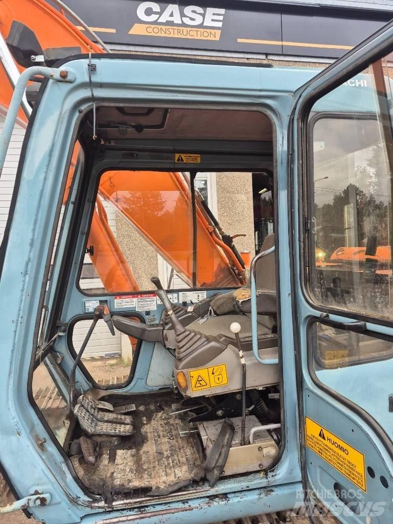 Hitachi EX 200-3 Bageri guseničari
