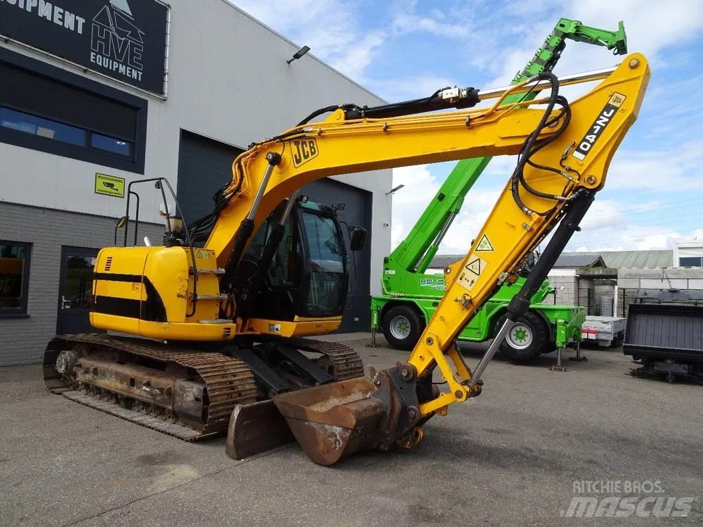 JCB JZ140 Bageri guseničari
