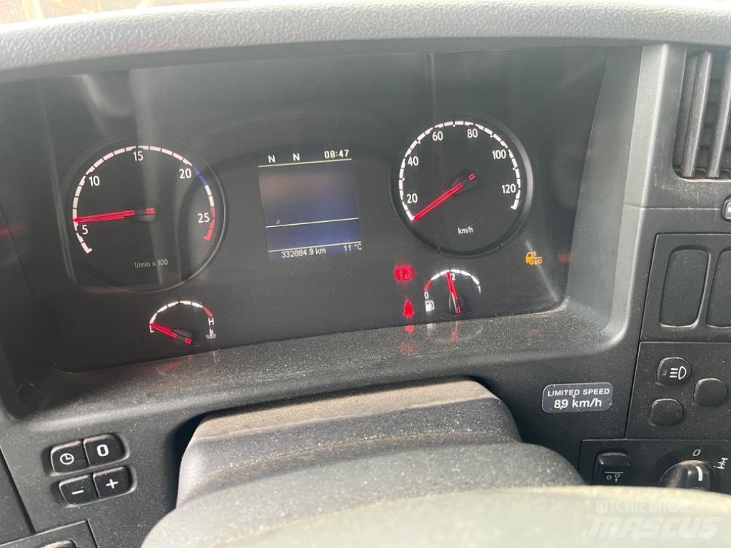 Scania P 320 Polovne dizalice sa kukom