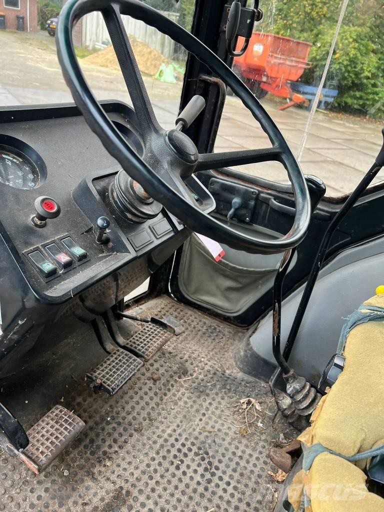 Case IH 745 XL Traktori