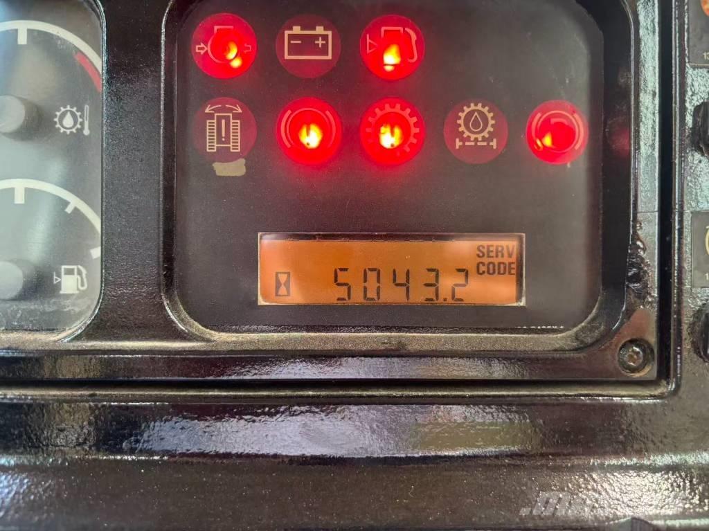 CAT D 7 R Buldožeri guseničari
