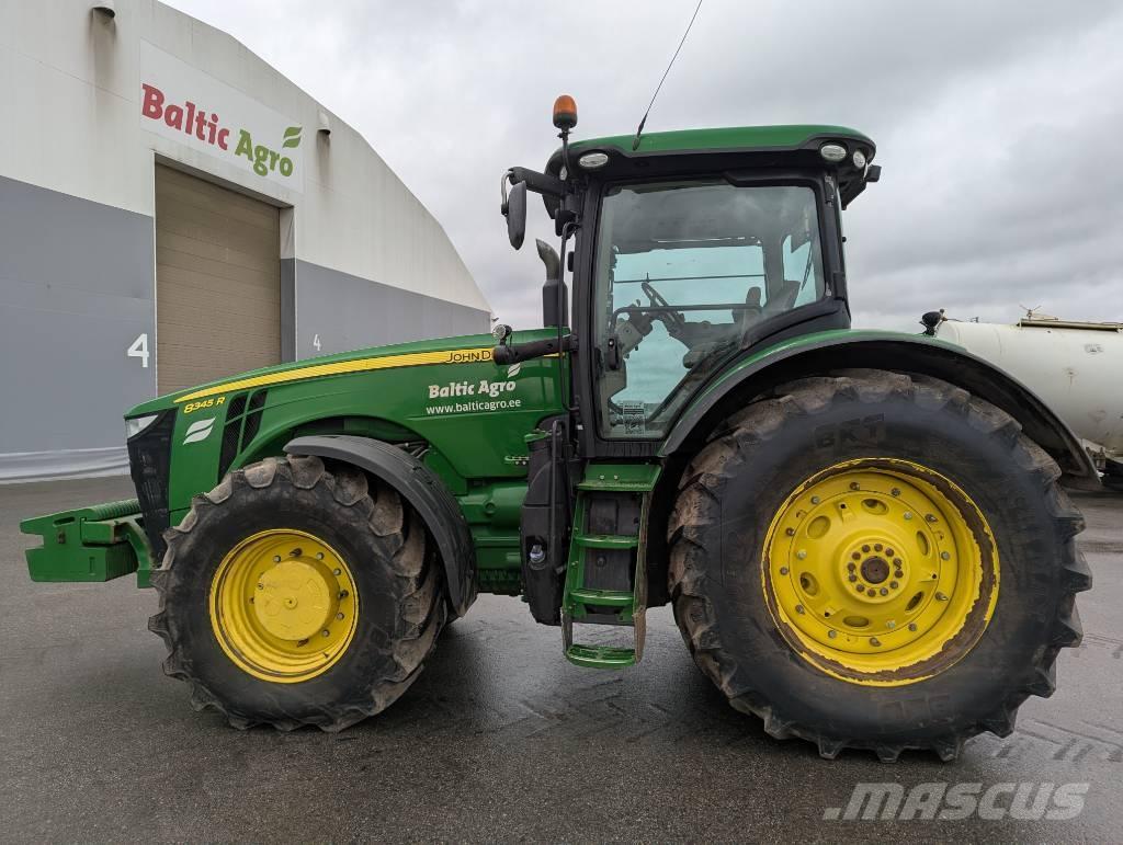 John Deere 8345 R Traktori