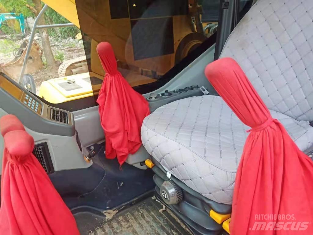 Komatsu PC 450-7 Bageri guseničari