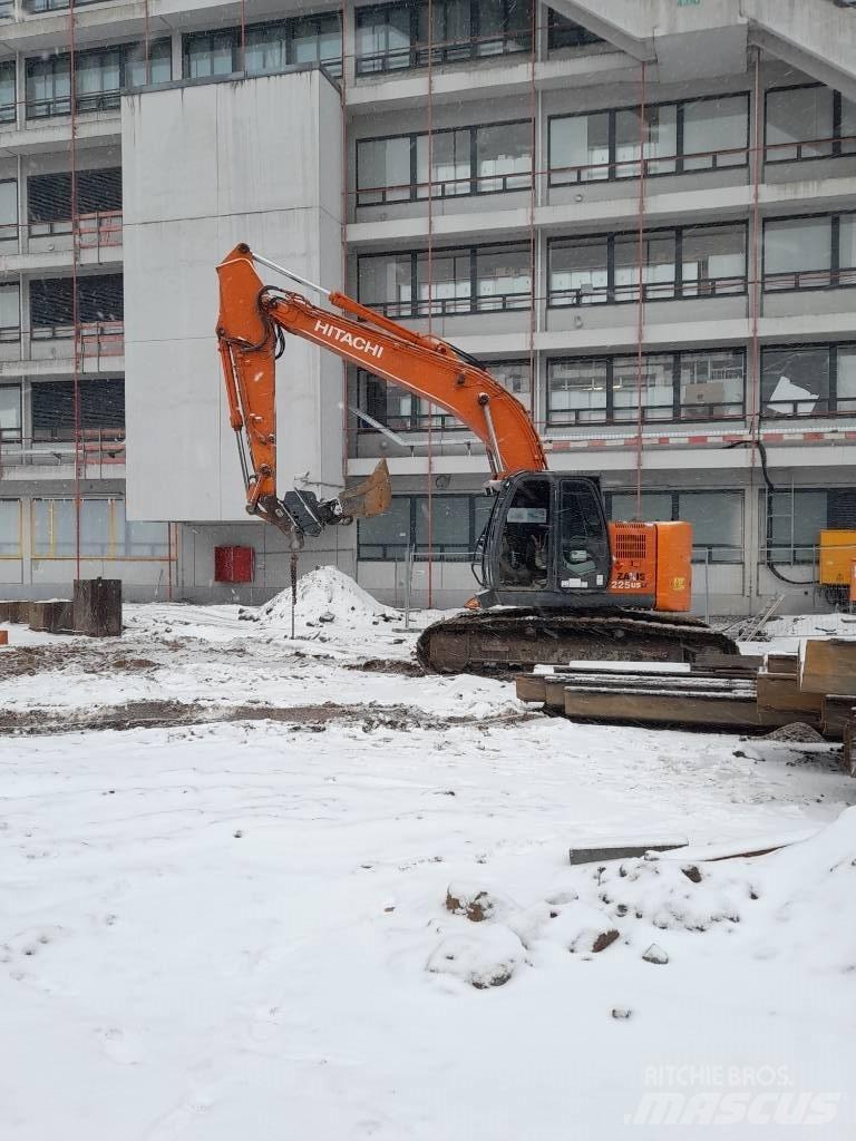  ICE Hitachi 328 B Mašine za zabijanje stubova