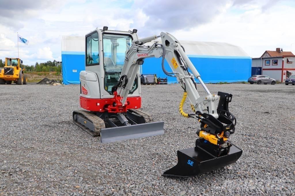 Takeuchi TB325R Mini bageri < 7t