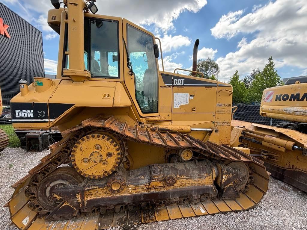 CAT D 6 N XL Buldožeri guseničari