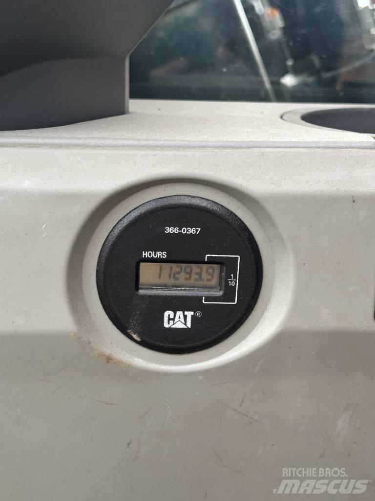 CAT 329 EL Bageri guseničari