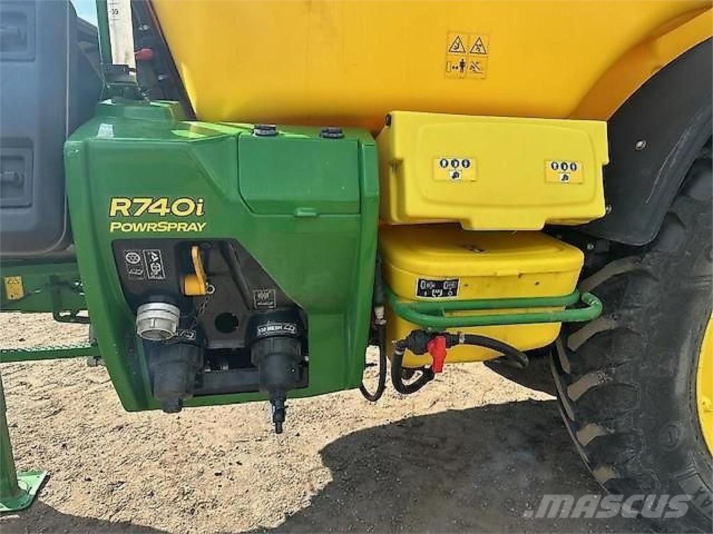 John Deere R740i Vučene prskalice