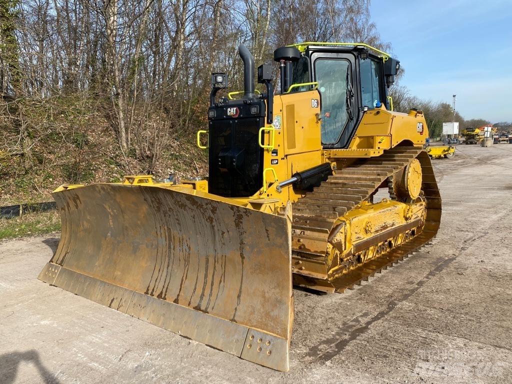 CAT D 6 Buldožeri guseničari