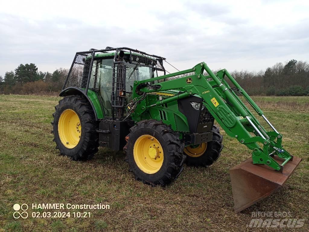 John Deere 6115M Šumarski traktori
