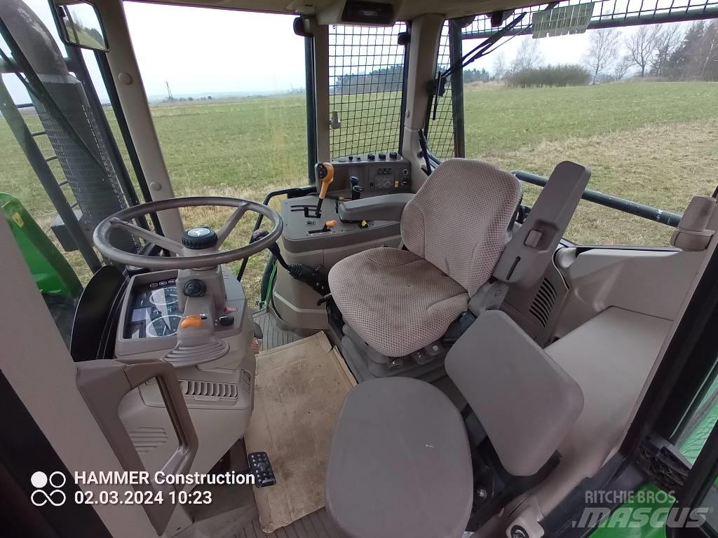 John Deere 6115M Šumarski traktori
