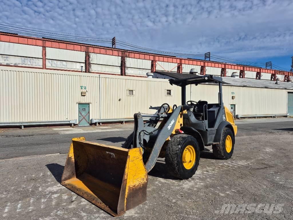 John Deere 204 K Utovarivači na točkove