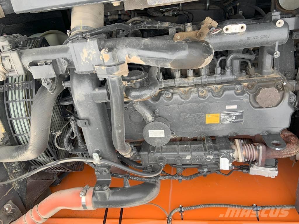 Doosan DX 225 LC-5 Bageri guseničari