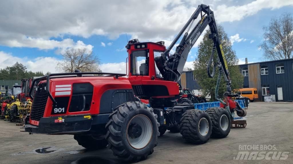 Komatsu 901 Harversteri