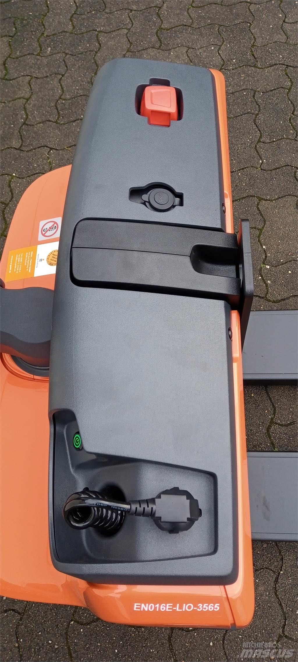 Toyota LWI 160 Nisko podizni električni viljuškar