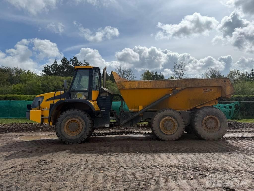JCB 722 Zglobni damperi