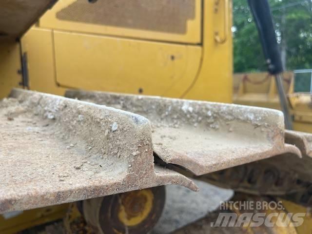 CAT D 6 T LGP Buldožeri guseničari