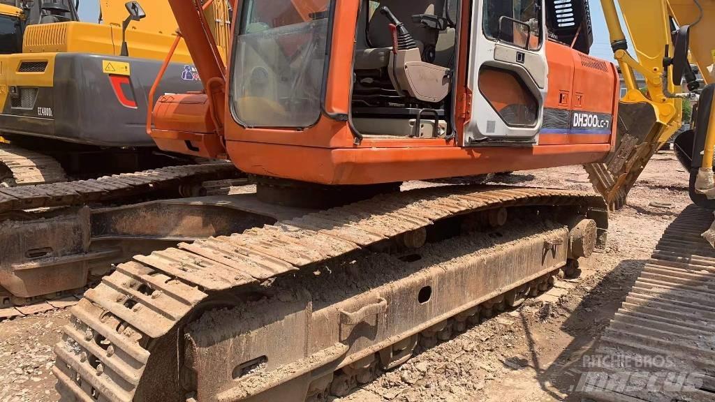 Doosan DH 300 LC-7 Bageri guseničari