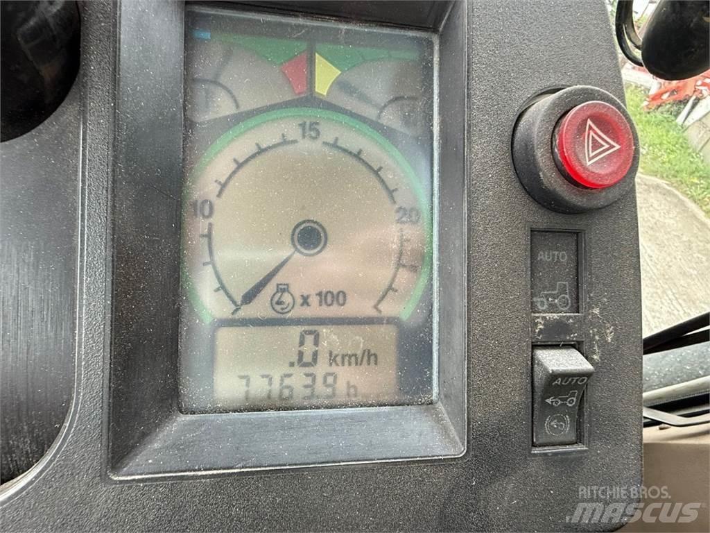 John Deere 4755 Traktori