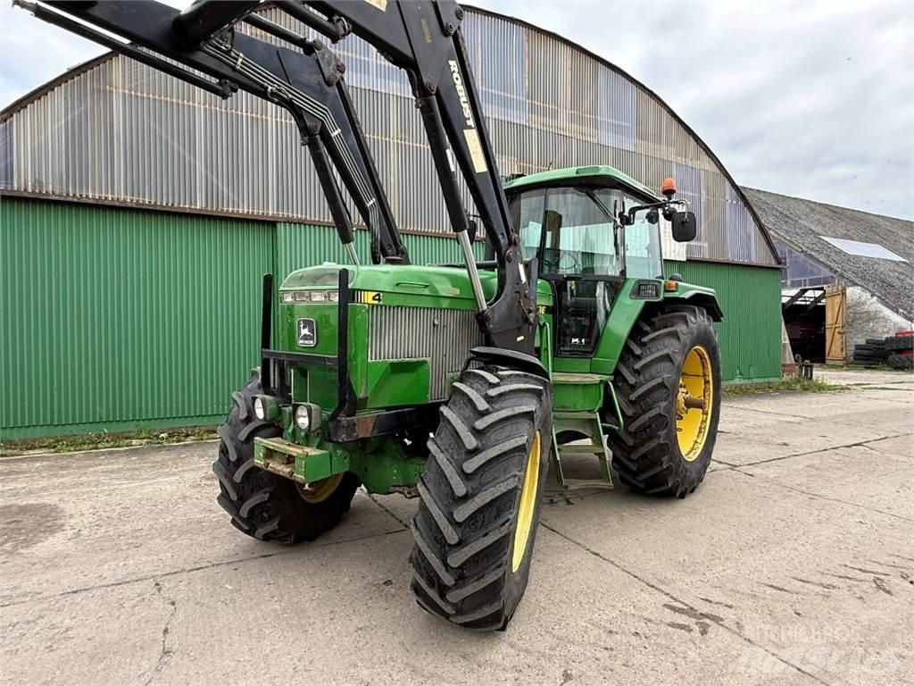 John Deere 4755 Traktori