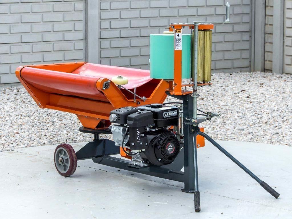  Komondor 36051 Prese/balirke za rolo bale