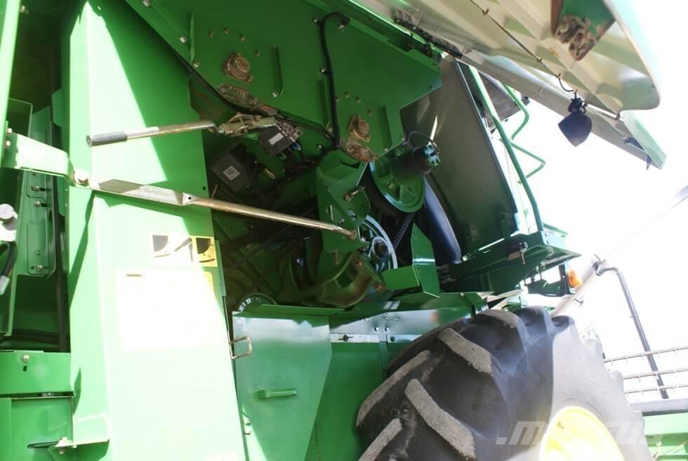 John Deere T 550 Kombajni