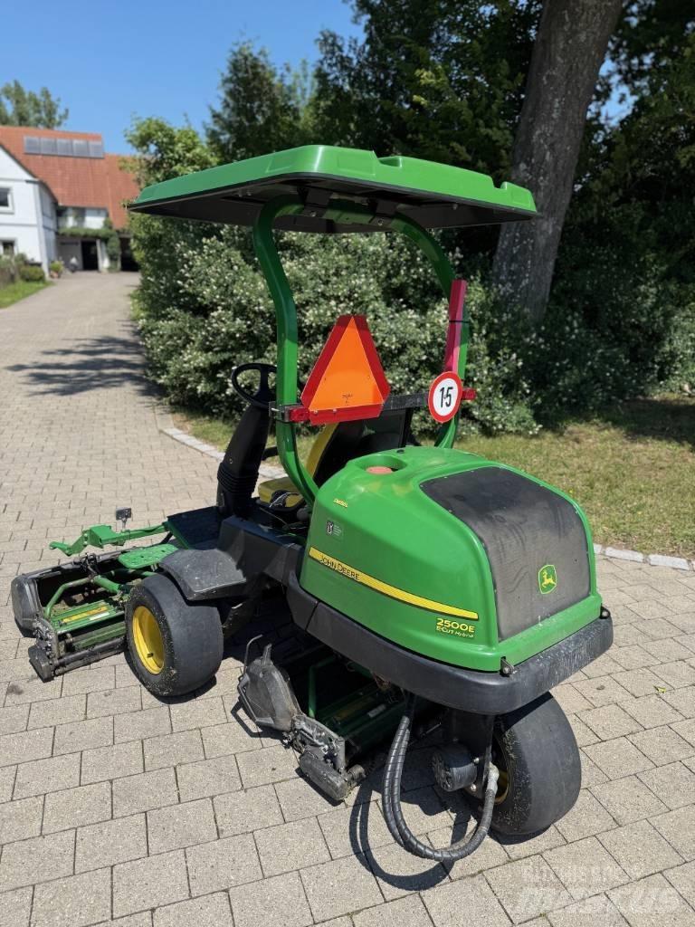 John Deere 2500 E Kosilice za zelenilo