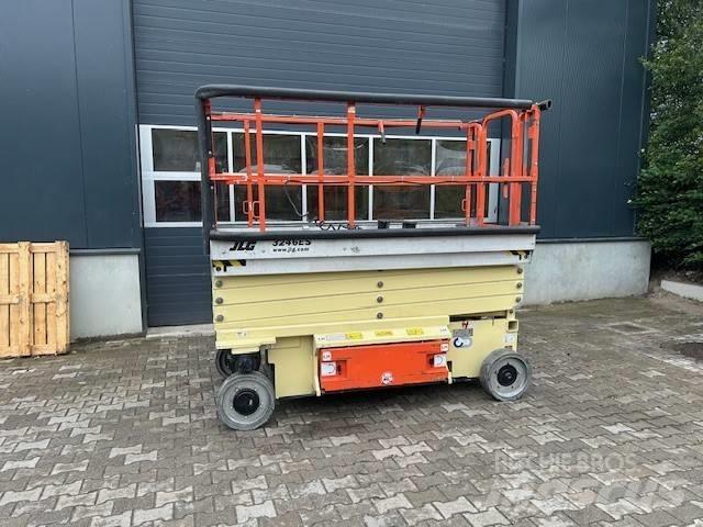 JLG 3246 ES Makazaste platforme