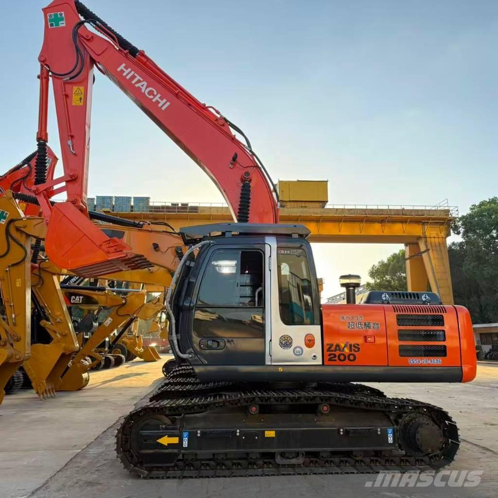 Hitachi ZX 200-3 Bageri guseničari